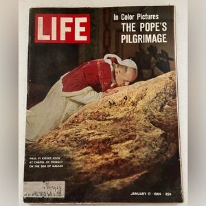 Vintage Original LIFE magazine - The Pope’s Pilgrimage - 1964